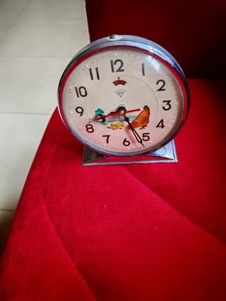 Sveglia vintage con gallina e pulcini