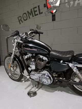 Harley Davidson 1200 Custom Negra