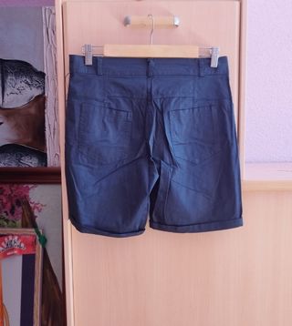 Pantalón corto azul marino