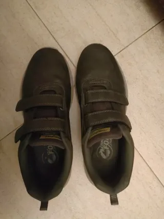 Zapatillas Jhayber Verde Oliva