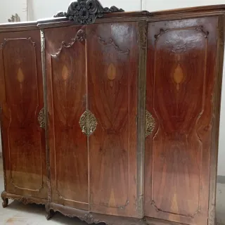 Dormitorio clásico madera tallado a mano