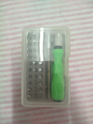Juego de destornilladores y puntas