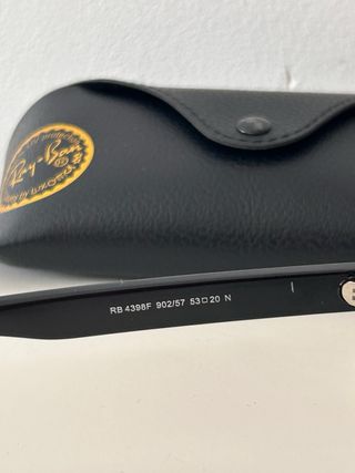 Gafas de sol Ray-Ban Erik negras