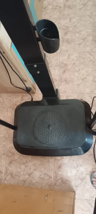 Máquina vibratoria par hacer ejercicio