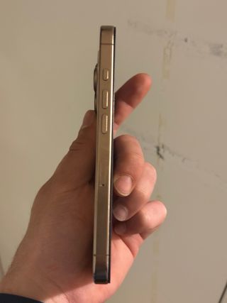 iPhone 16 Pro 256GB Oro