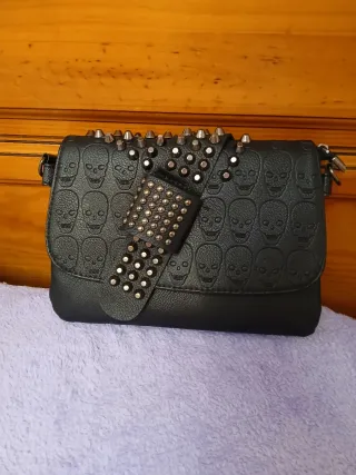 Bolso Negro Tachuelas Calaveras