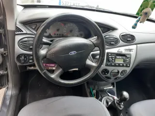 ford focus 1800 tcdi  del año 2002 sólo un propita