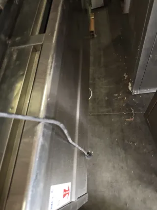 Botellero de 2 metros 4 puertas inox