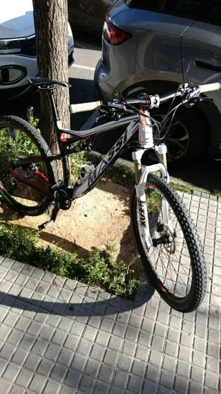 Bicicleta Massi carbono doble suspensión talla M