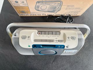 Sony CFD-E100L Boombox CD Radio Cassetta