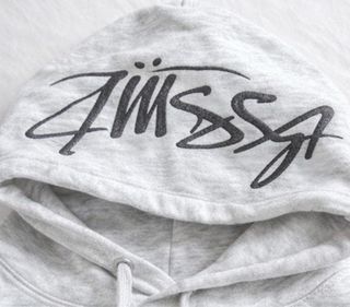 Sudadera Stussy Gris con Logo