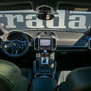 Porsche Cayenne 2016