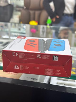 Nintendo Switch Joy-Con Par Rojo/Azul