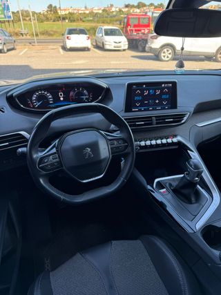 Peugeot 3008 2016
