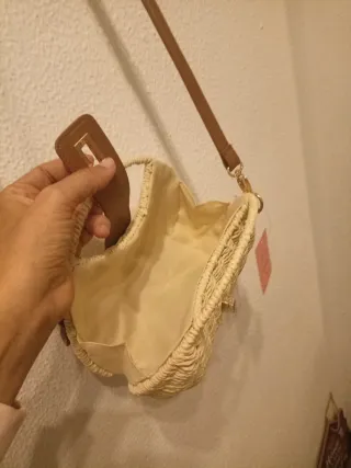 Bolso bombonera mimbre y piel