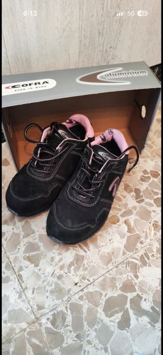 Zapatos de Seguridad Cofra Negros y Rosas