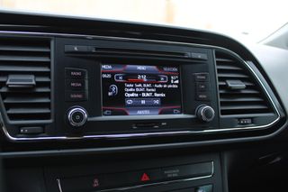 SEAT Nuevo León 1.6 TDI 105cv St&Sp Style