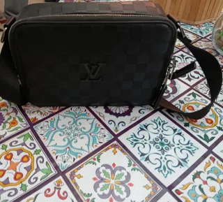 Bolso Louis Vuitton Negro