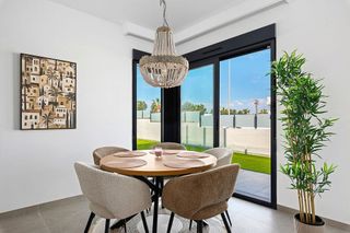 Chalet en alquiler en San Miguel de Salinas