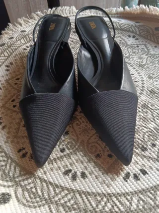 Zapatos Zara Talla 38 Negros