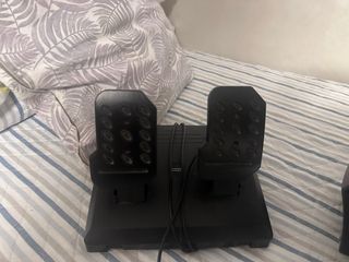 Volante PS4 hori con Pedales