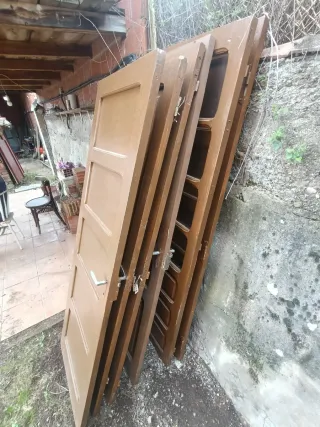 Puertas madera antiguas (7 unidades) sin marcos