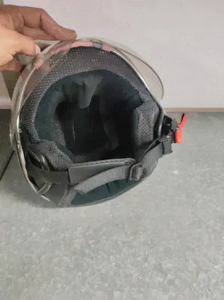 Casco Scooter Rosa con Visera