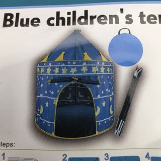 Castillo infantil azul con estrellas