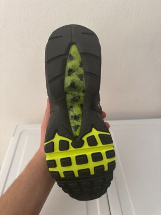 Nike Air Max 95 Negras y Verdes