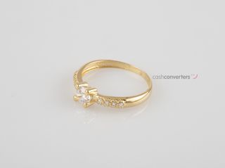 anillo oro 18k con piedra con circonita