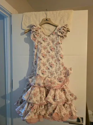 Traje de flamenca Nuribel rosa y blanco