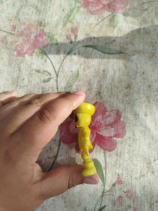Muñeco Stumble Guys Amarillo