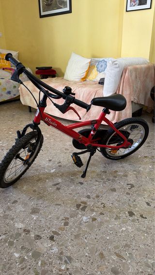 Bicicleta infantil Btwin roja 5-8 años