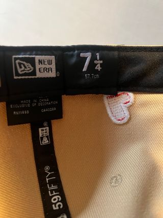 Gorra New Era  Talla 7 1/4 Beige