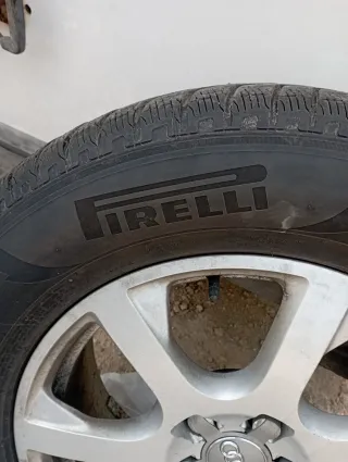 Llanta Audi Pirelli Scorpion Winter 235/65 R17