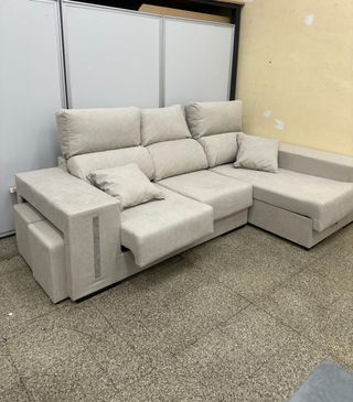 Sofa Modelo Oscar con Arcon y puff NUEVO!