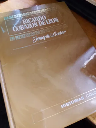 Colección 10 vol "Historias Color", libro + comic