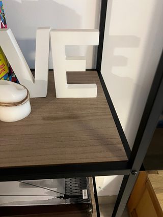 Estantería Metálica y Madera