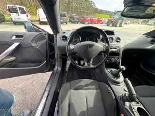 Peugeot RCZ 2010