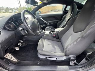 Peugeot RCZ 2010