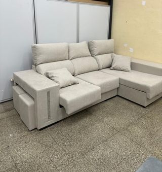 Sofa Modelo Oscar con Arcon y puff NUEVO!