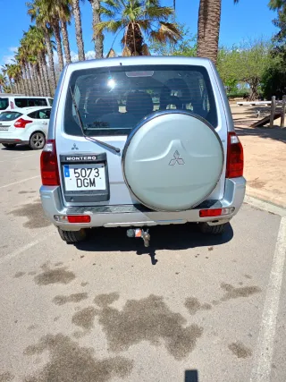 Mitsubishi Montero 2005