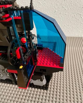 LEGO 6959 Spyrius Lunar Launch Site