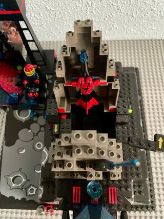 LEGO 6959 Spyrius Lunar Launch Site