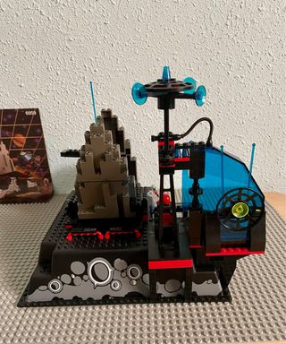 LEGO 6959 Spyrius Lunar Launch Site