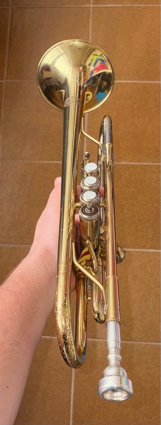 Trompeta Jupiter JTR-408
