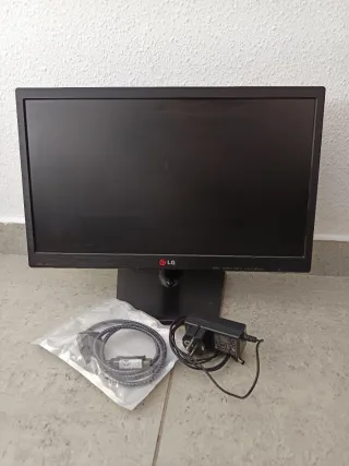 Monitor pantalla LG, urge venderlo hoy, NEGOCIABLE