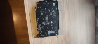 Tarjeta Gráfica Gaming Negra