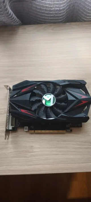 Tarjeta Gráfica Gaming Negra