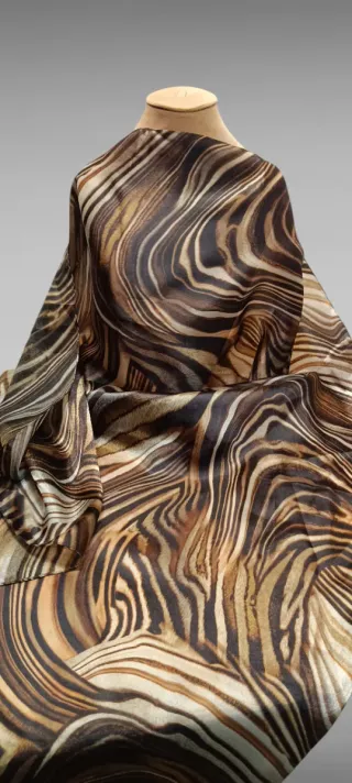 Pañuelo italiano animal print tacto seda